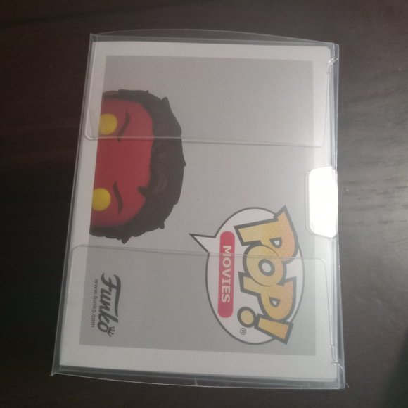 Funko POP!  Mandy Red Miller #1131 Legion M Exclusive - Picture 5 of 5